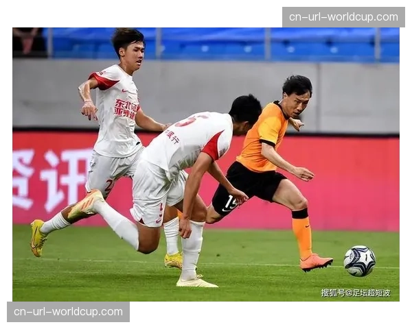 战术板前瞻：深圳新鹏城高位压迫战术能否克制长春亚泰反击