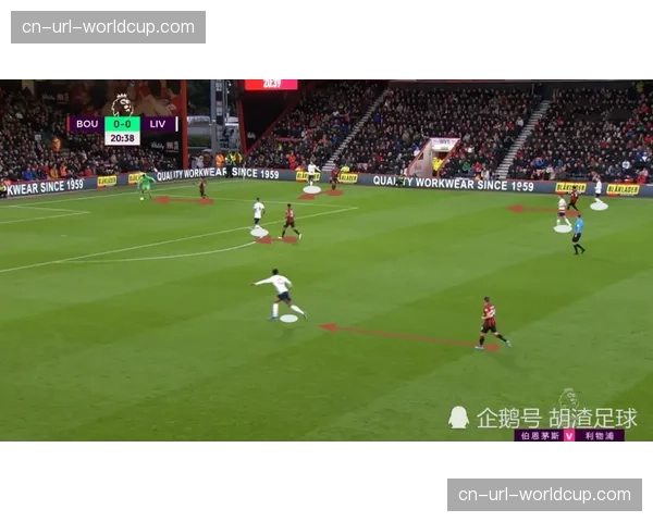 战术复盘：斯图加特如何利用高位逼抢击溃门兴格拉德巴赫